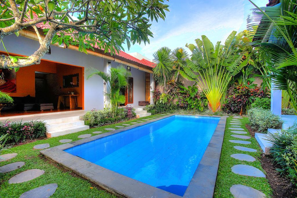 Villa Bisi Seminyak  Ngoại thất bức ảnh
