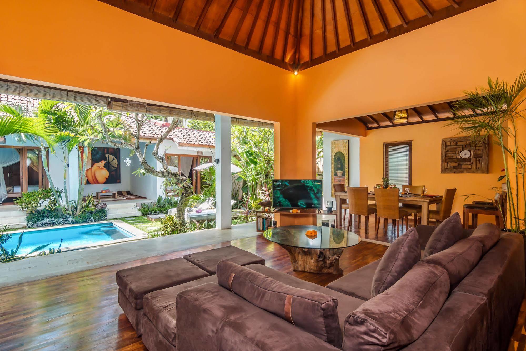 Villa Bisi Seminyak  Ngoại thất bức ảnh