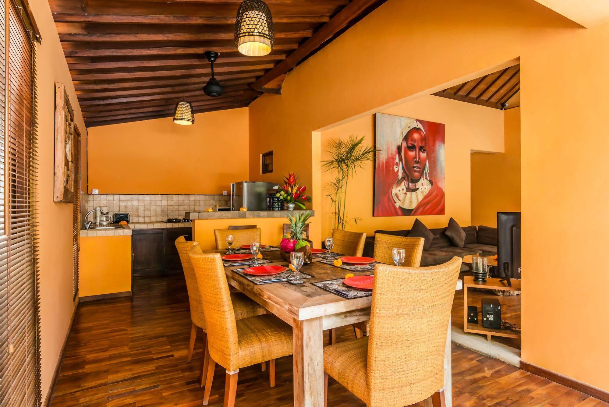 Villa Bisi Seminyak  Ngoại thất bức ảnh