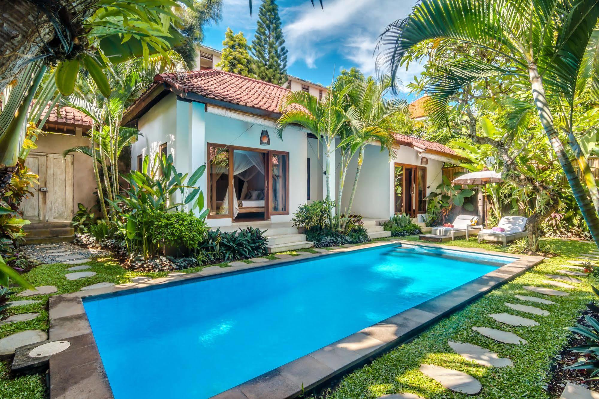 Villa Bisi Seminyak  Ngoại thất bức ảnh